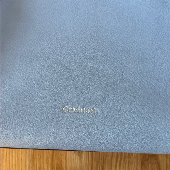 Calvin Klein Vegan Pebbled Leather Reyna North/South Tote. Periwinkle blue. - Picture 4 of 9